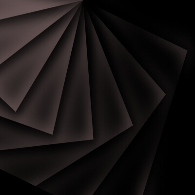 Ventaglio su sfondo marrone