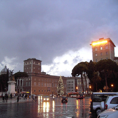 Piazza Venezia a Roma nel Lazio, in Italia