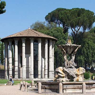 Tempio di Ercole in Piazza della Bocca della Verita a Roma nel Lazio, in Italia